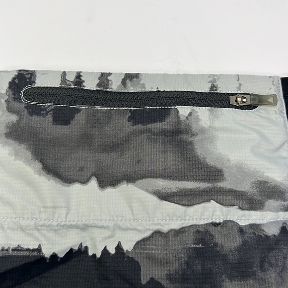 THE NORTH FACE Woman’s Flight Series Trail skirt Black Gray Sz M - Picture 6 of 12